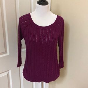 EUC American Eagle scoop neck sweater • size S